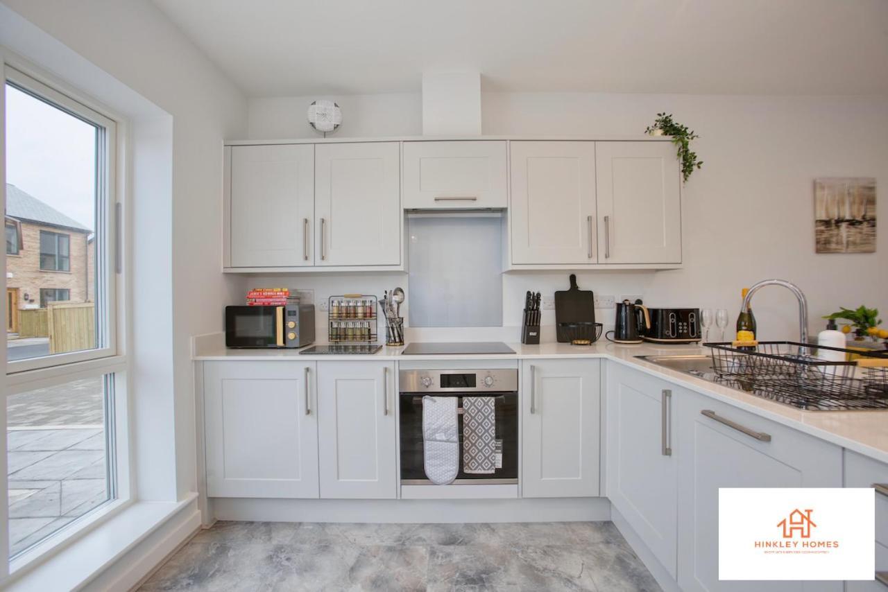 St Ives Bay - Immaculate Brand New 3Bed - Free Parking - Beach - Wifi Hayle Exterior photo