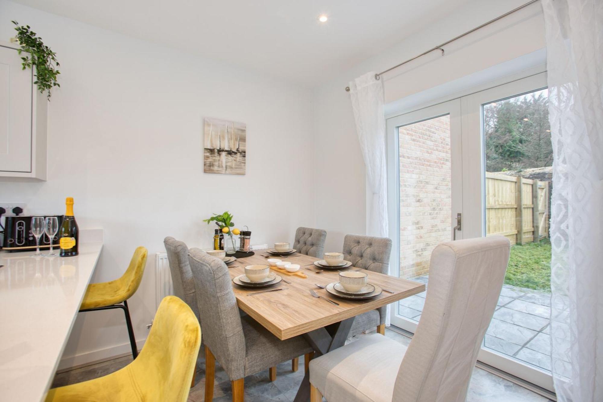 St Ives Bay - Immaculate Brand New 3Bed - Free Parking - Beach - Wifi Hayle Exterior photo